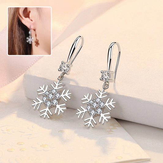 Temperament Snowflake Earrings